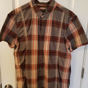 Prana Mens button short sleeve shirt Large Plaid